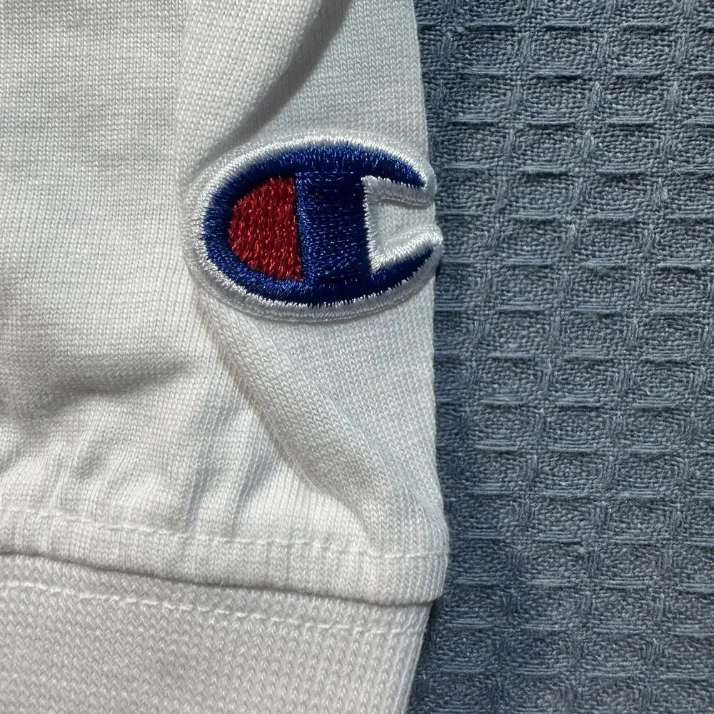 Champion Authentic wear Long Sleeve Men Sz M White Pre‎ owned - Picture 7 of 8